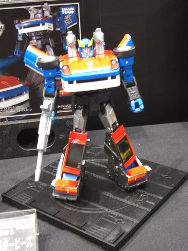 Tokyo Toy Show 2013   Masterpiece Transformers Display  With  MP 12T Tigertrack, MP 19 Smokescreen, More Image  (2 of 23)
